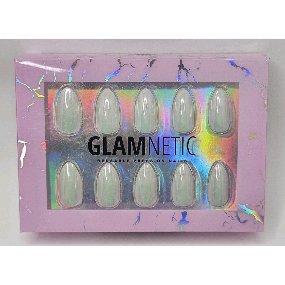 Glamnetic Reusable Press-On Nails Moonlight Almond White 24 Nail Kit New W/Glue